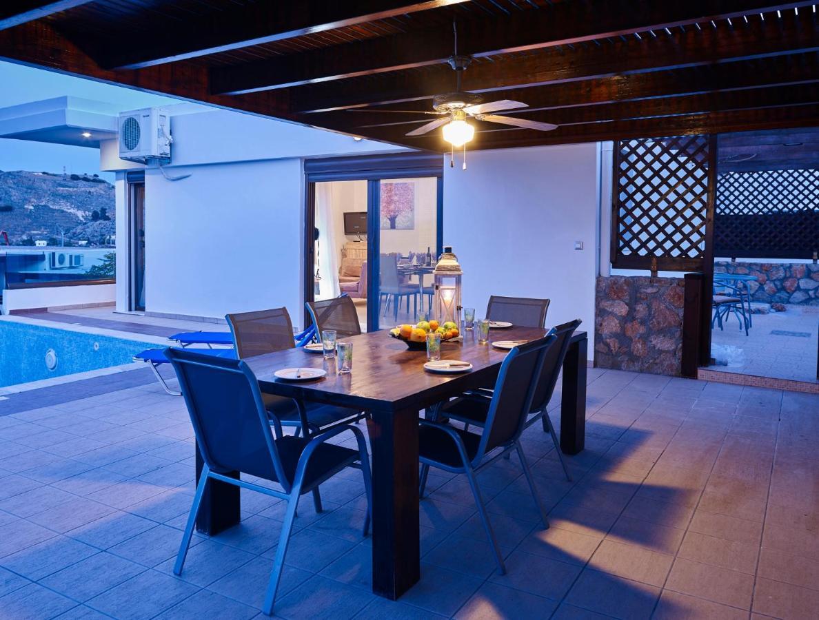Villa Tamara Vlicha  Extérieur photo